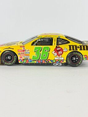 Revell 1996 M&Ms Ernie Irvan #36 Pontiac 1:24 NASCAR Diecast Car
